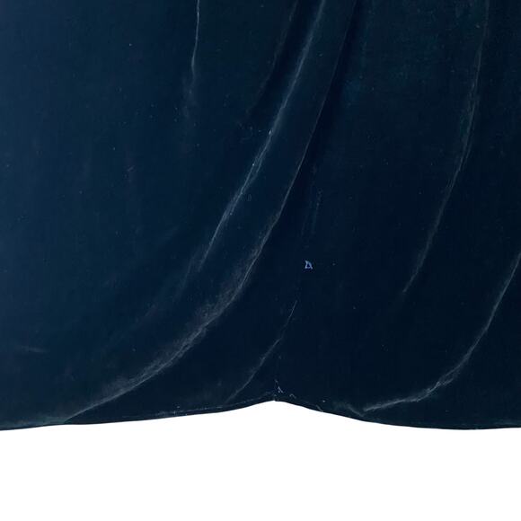 Lindsey Thornburg Deep V-Neck Black Velvet Dress - Picture 5 of 7